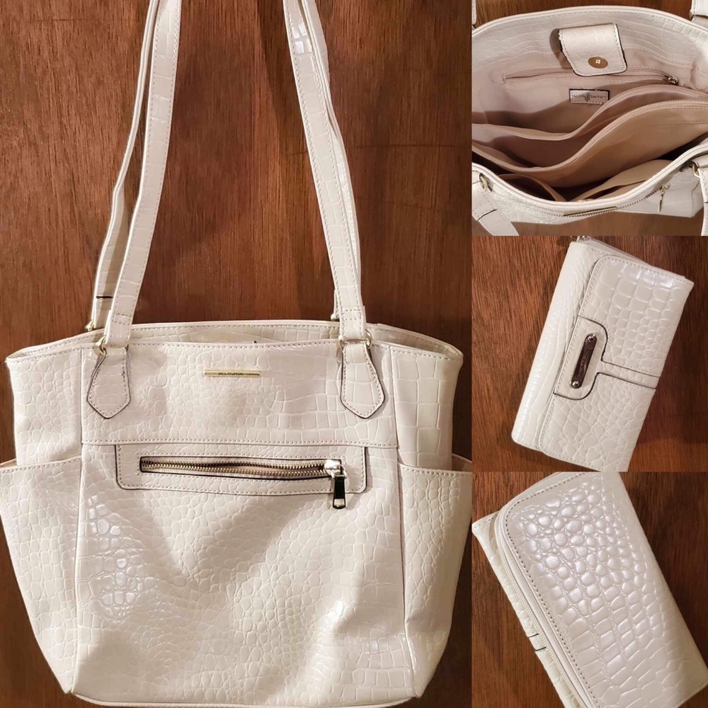 Jaclyn Smith purse and wallet